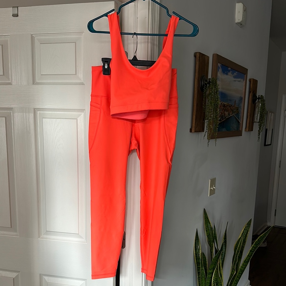 Old Navy Coral Activewear Set